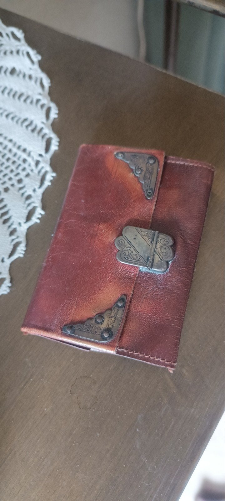 Vintage Leren Portemonnee met Unieke Sluiting, Overige merken, Gebruikt, Ophalen of Verzenden, Leer