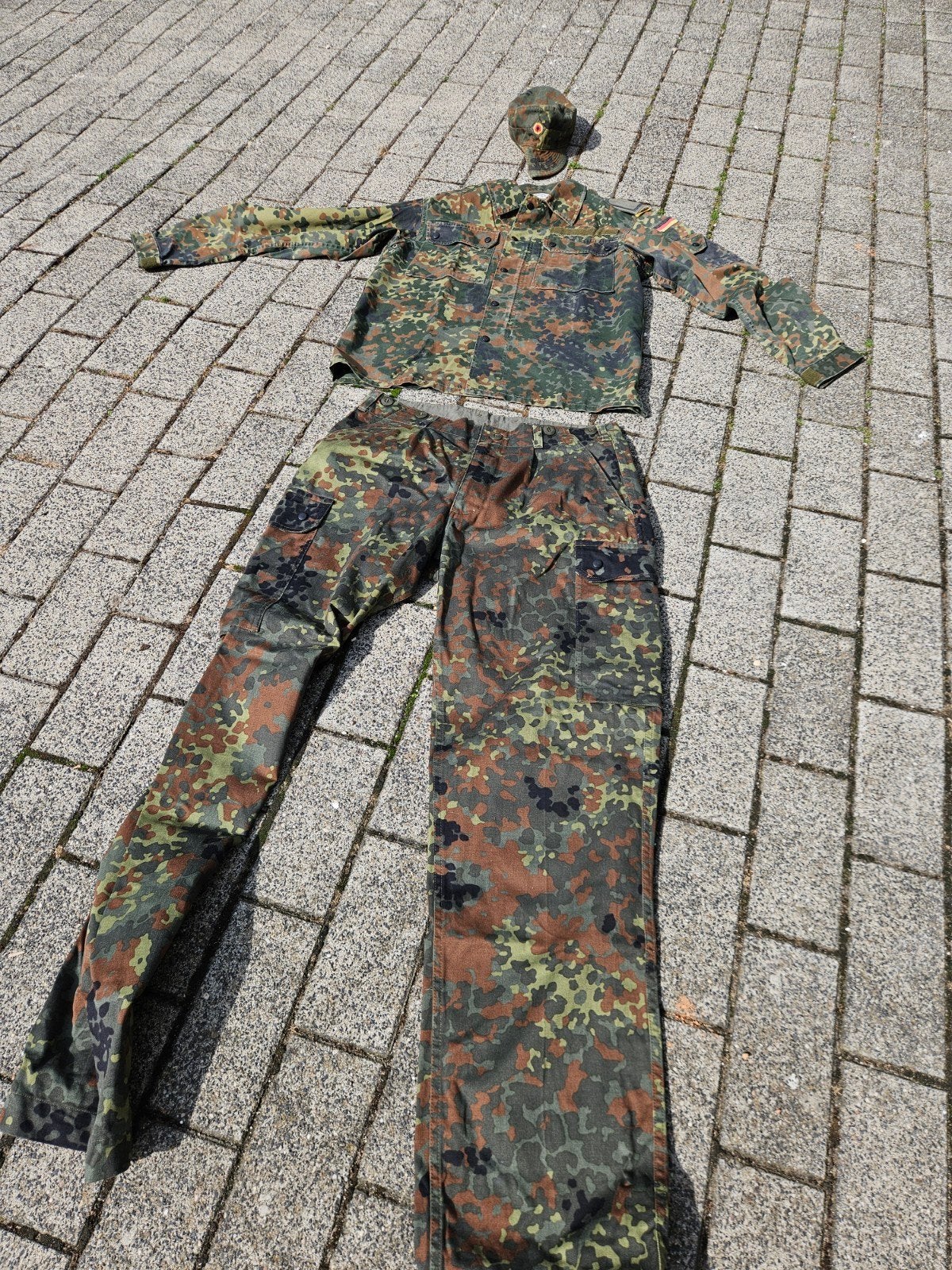 Duitsland Bundeswehr Flecktarn Uniform Set (Jas, Broek, Pet), Verzamelen, Ophalen of Verzenden