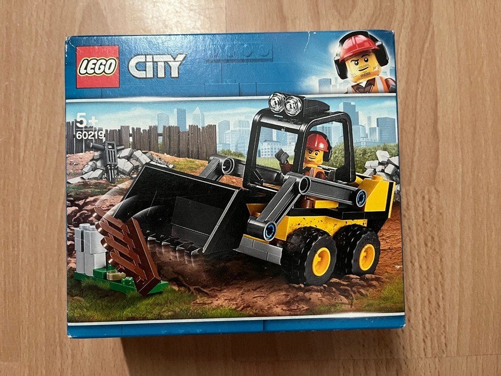 Lego 60219, Ophalen, City, Nieuw, Complete set