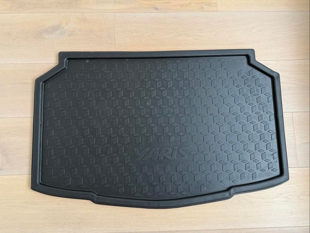 Kofferbakmat Toyota Yaris (Nieuw Model), Ophalen, Nieuw