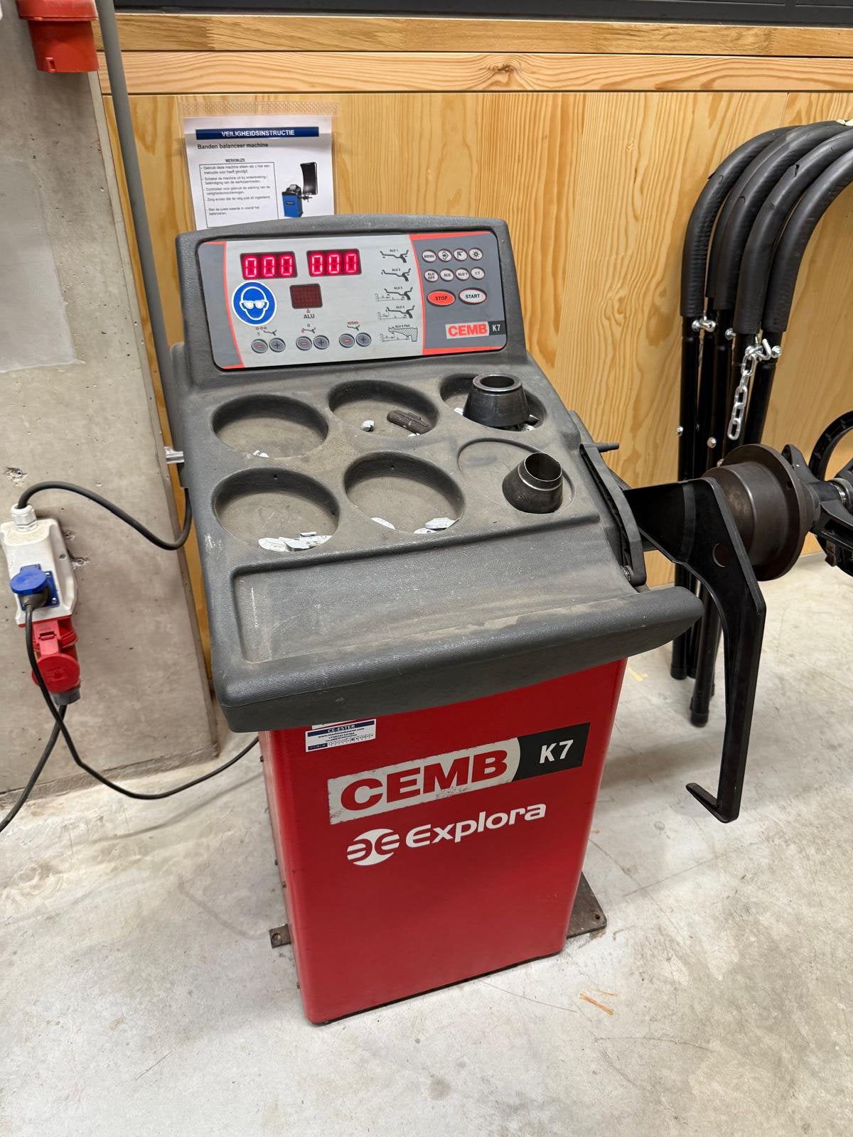 Balanceer machine, Auto diversen, Ophalen