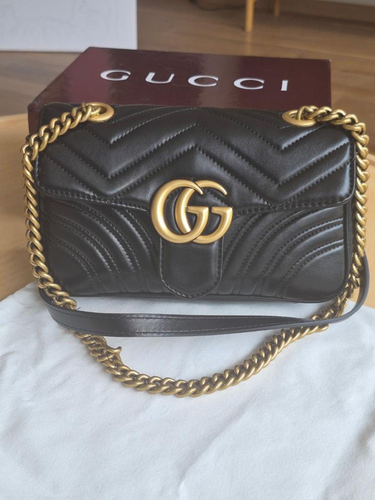 Gucci GG Marmont  handtas orgineel MET kassabon, Ophalen, Zo goed als nieuw, Zwart, Handtas