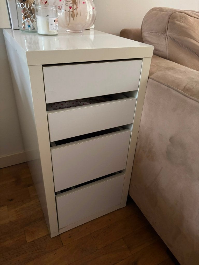 Ikea Micke ladekast, Huis en Inrichting, Kasten | Ladekasten, Ophalen, 50 tot 100 cm, Zo goed als nieuw, 3 of 4 laden