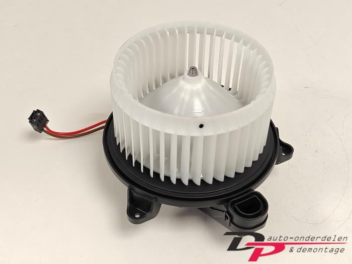 Kachel Ventilatiemotor van een Volvo XC40, Gebruikt, -, -, Ophalen of Verzenden