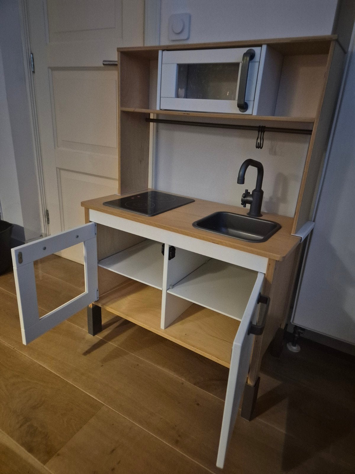 Ikea Duktig Speelkeuken met magnetron en kookplaat, Ophalen, Gebruikt