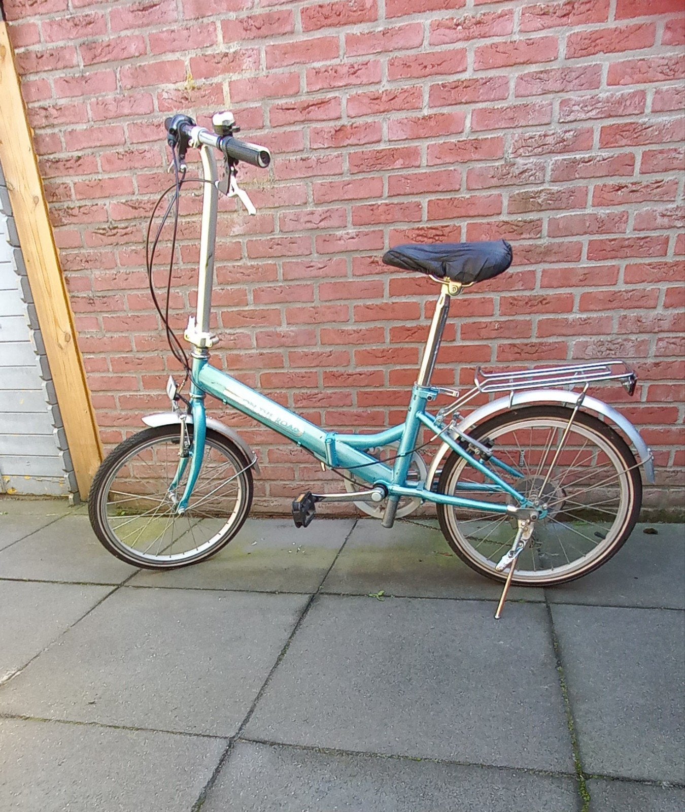 Foto 4 van 2 vouwfietsen
