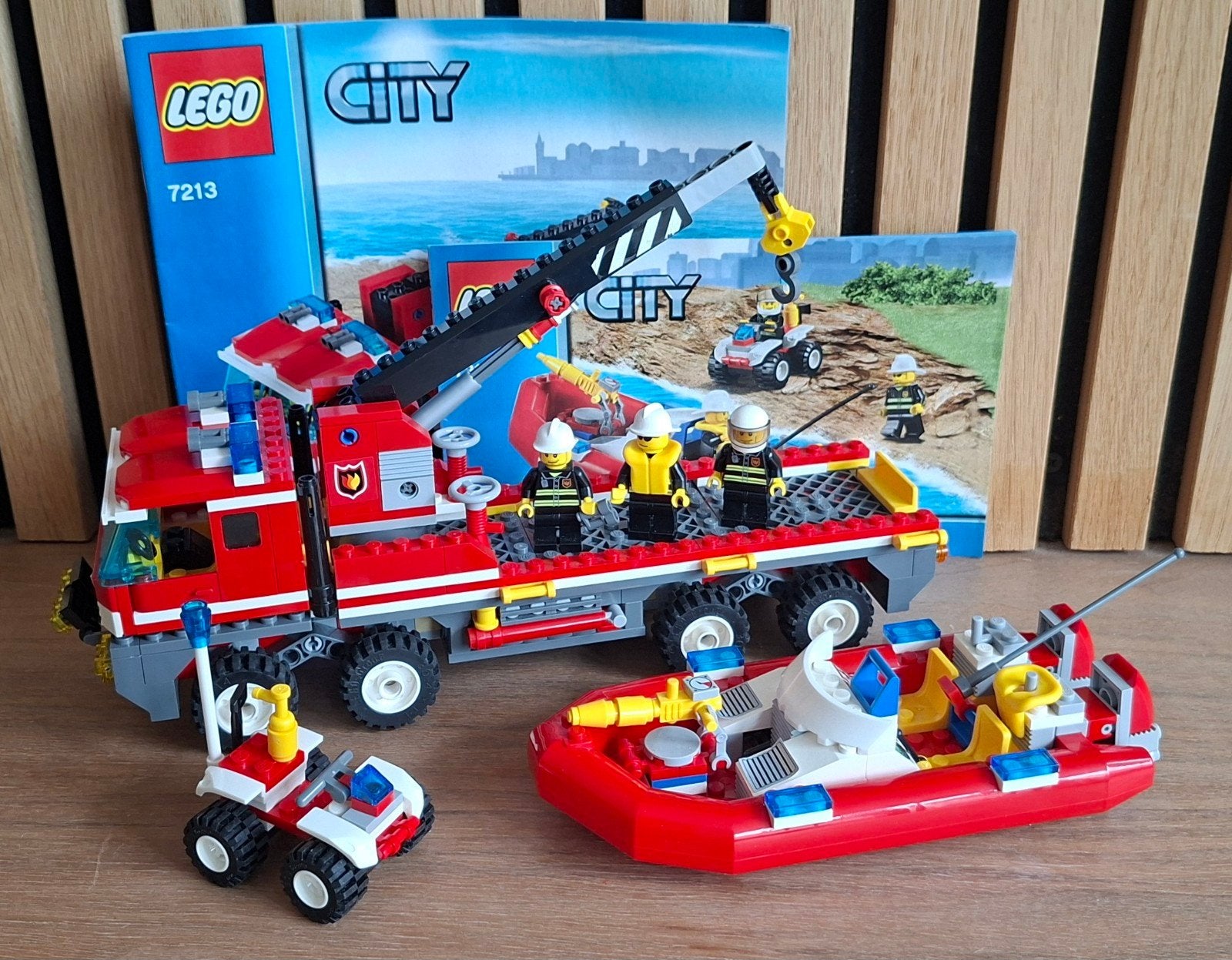 Lego City Brandweer Off-road wagen en boot / 7213, Kinderen en Baby's, City, Lego, Ophalen of Verzenden, Zo goed als nieuw