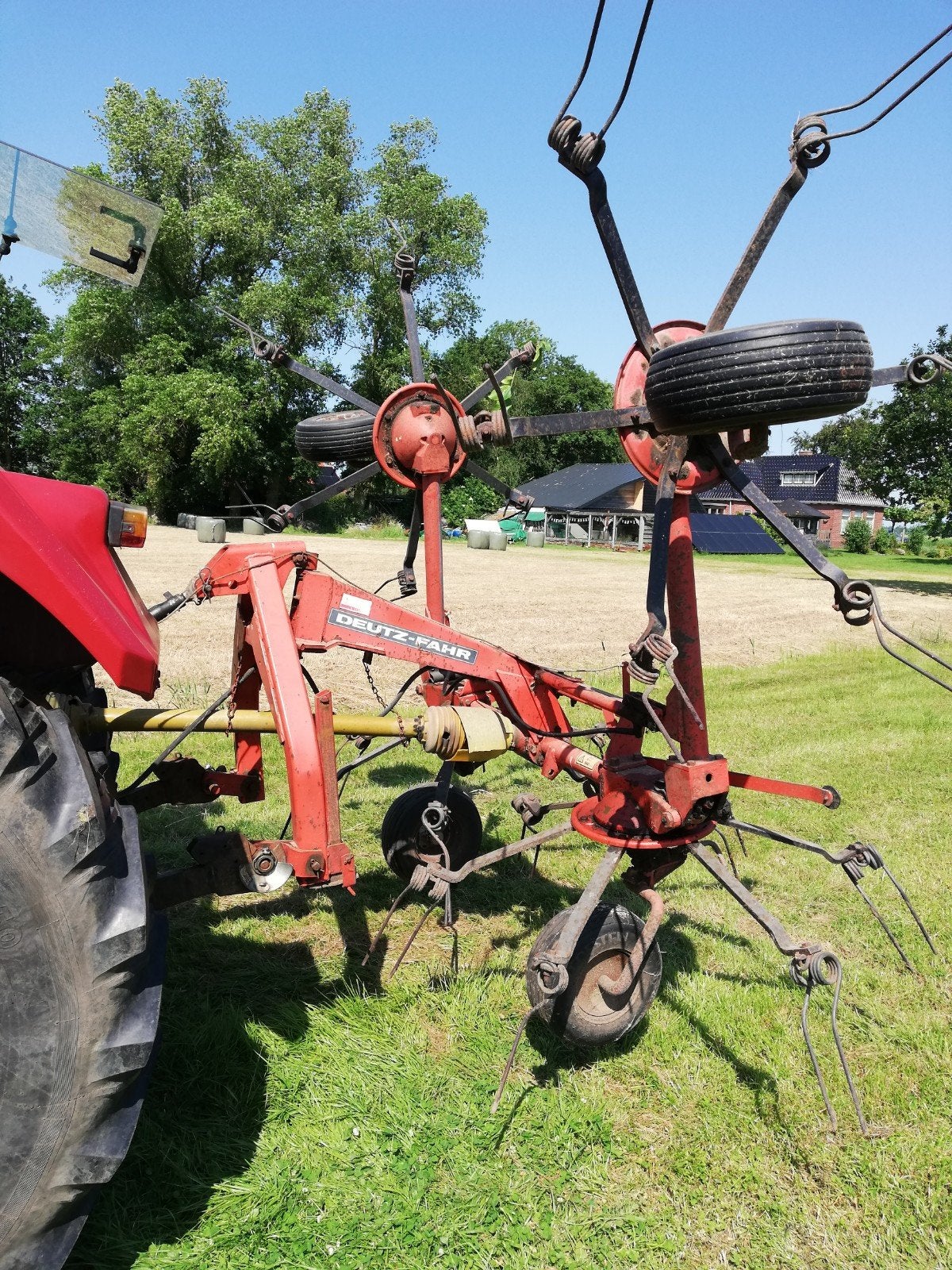 Deutz schudder,dubbele hark, Balenklem,Ladewagen, kieper, Ophalen, Glastuinbouw, Weidebouw