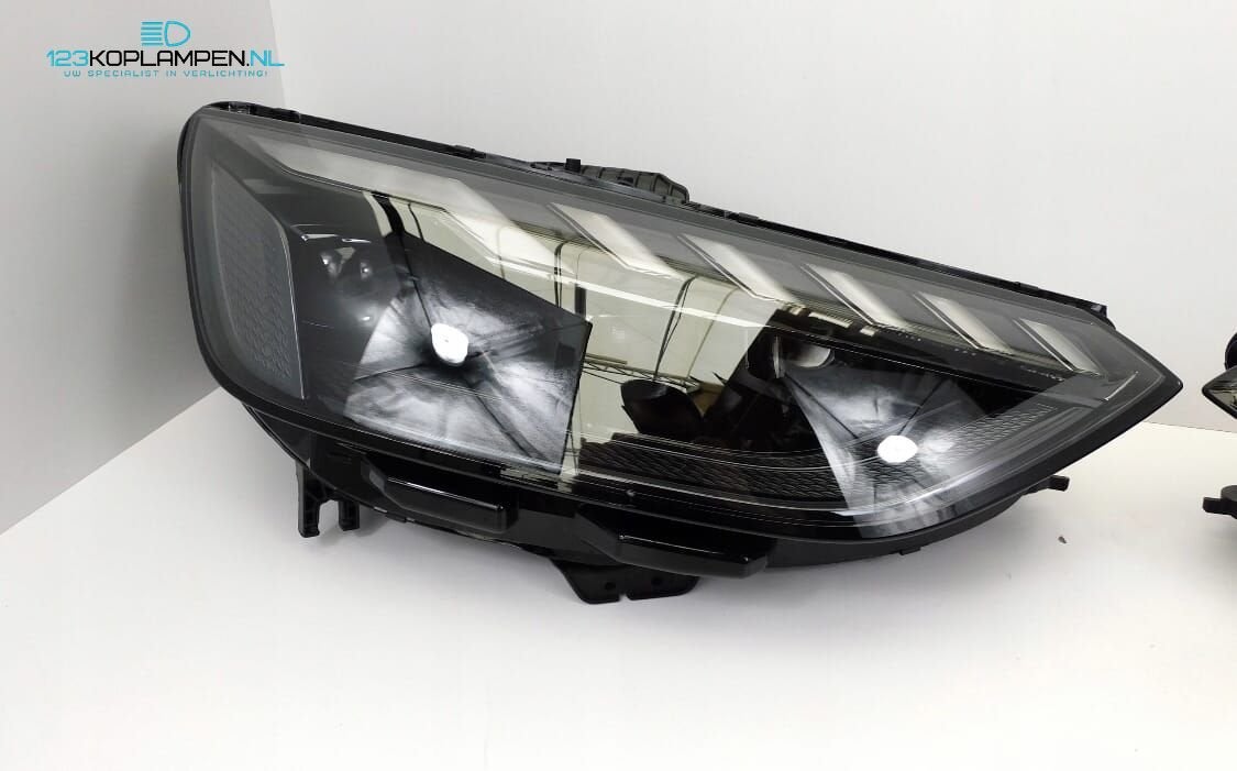 Audi RS4 A4 S4 8W B9 Facelift Matrix Koplamp links rechts, Gebruikt, -, -, -