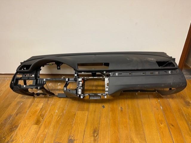 Dashboard Volkswagen CC (358) (2011-11/2016-12) 3AB857003AB, Auto-onderdelen, Interieur en Bekleding, Gebruikt, Volkswagen, Volkswagen AG