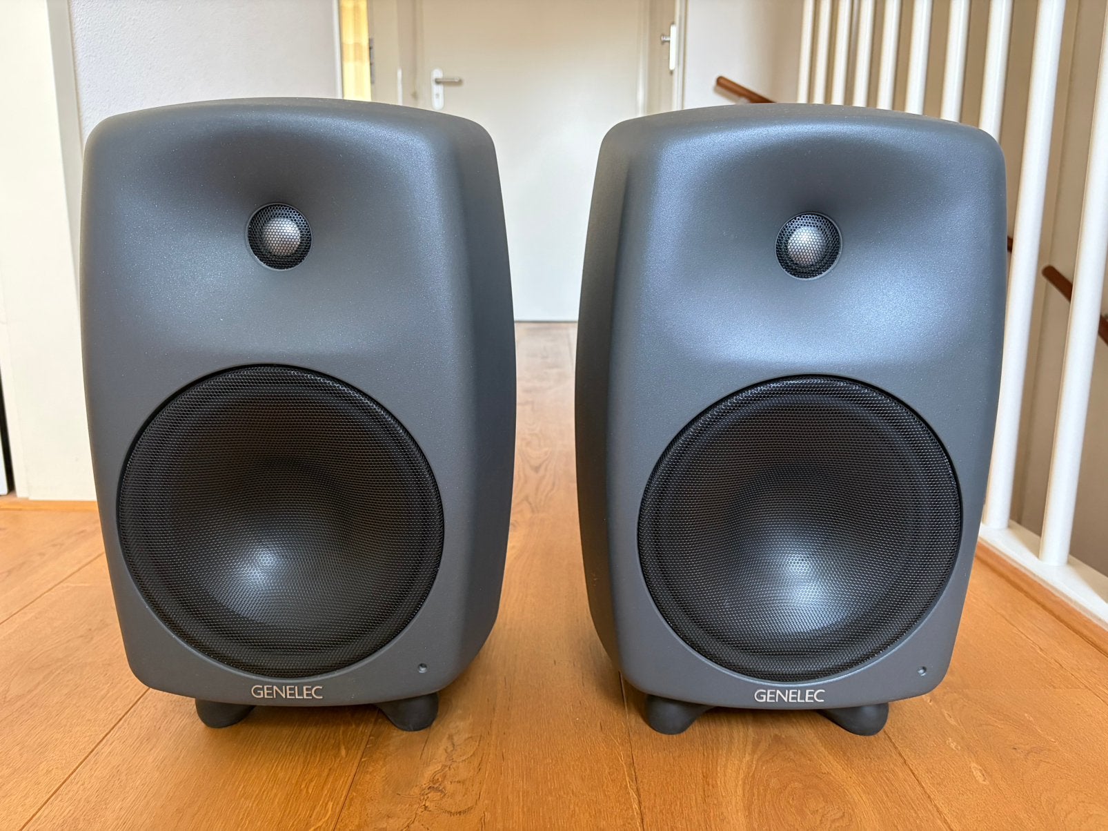 Genelec 8050A Set – Zo Goed Als Nieuw – Studiostaat – €1.600, Audio, Tv en Foto, Zo goed als nieuw, 120 watt of meer, Front, Rear of Stereo speakers