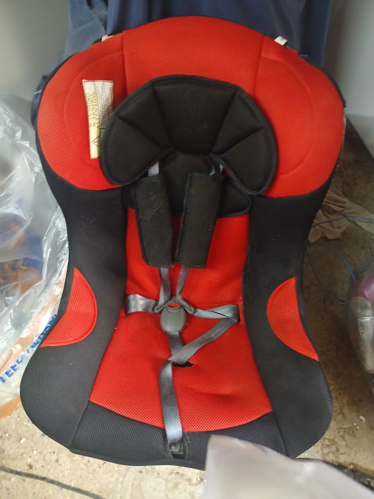 Rode kinderzit voor auto, Overige merken, 9 t/m 18 kg, Gebruikt, Autogordel