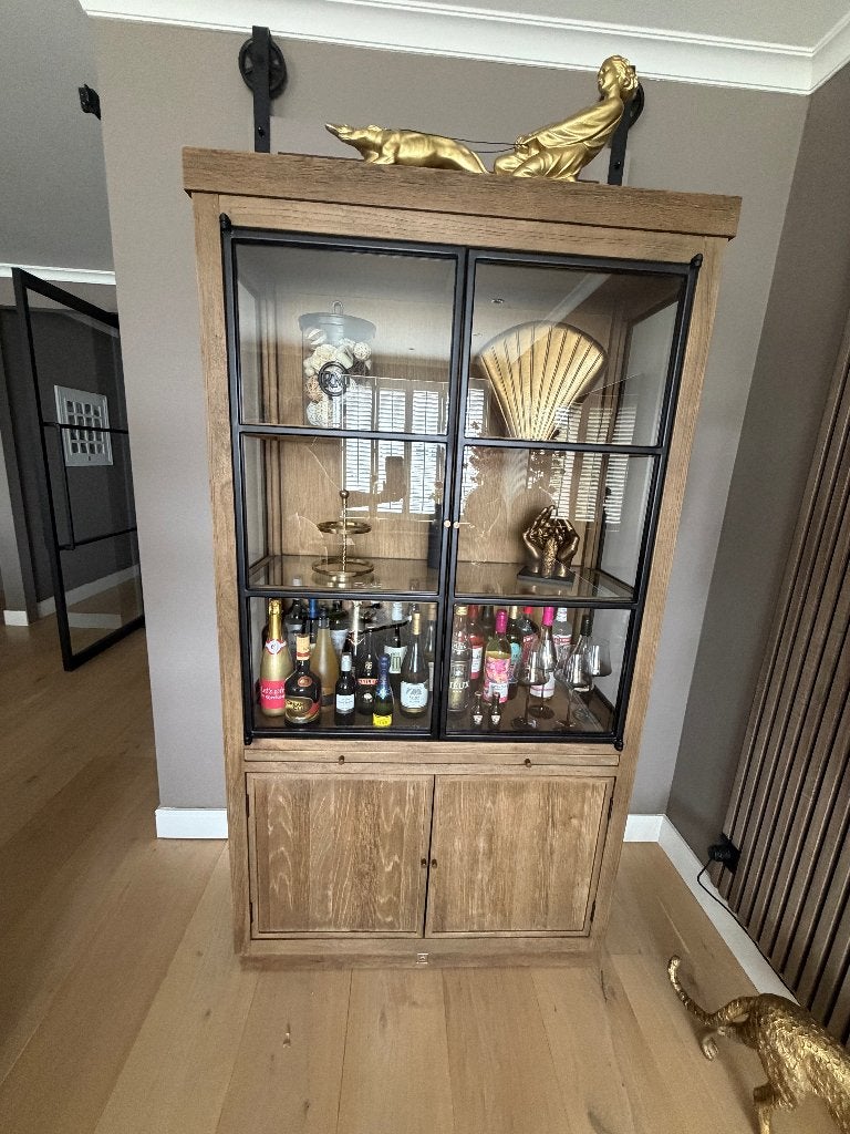 Riviera Maison buffetkast, Ophalen, Glas, Zo goed als nieuw, 150 tot 200 cm