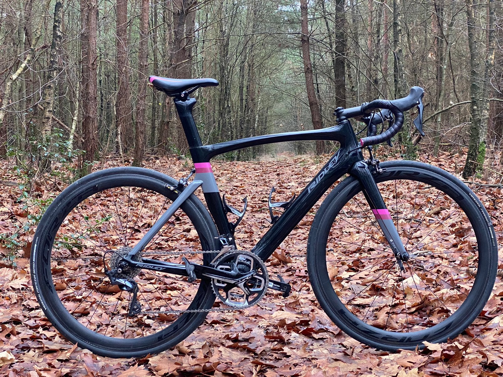 Ridley Noah Ultegra-54, Fietsen en Brommers, Fietsen | Racefietsen, Zo goed als nieuw, Overige merken, Meer dan 20 versnellingen