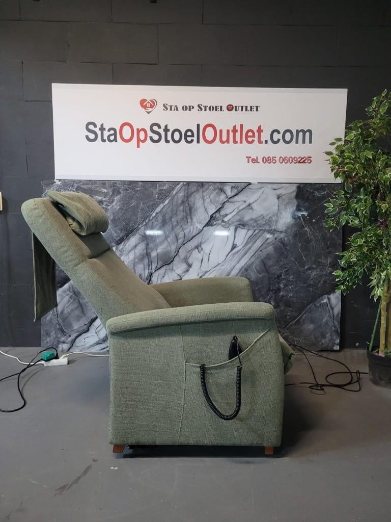 Staopstoel Fitform Wellness 580 Kantelfunctie en Verwarming, Minder dan 75 cm, Ophalen of Verzenden, Zo goed als nieuw, Stof