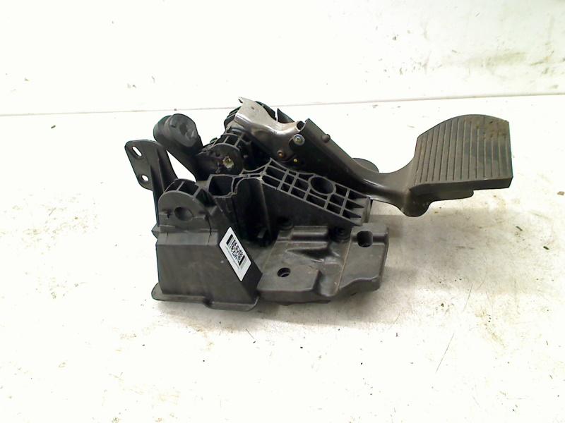 Rempedaal Abarth 500/595/695 (2008-08/..) 51834358, Stellantis N.V., Gebruikt, Webaccessibility@stellantis.com, Taurusavenue 1, Hoofddorp 2132 LS, , Nederland
