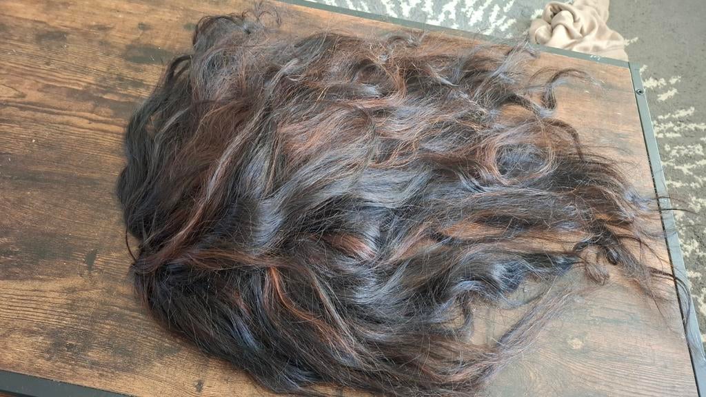Donkerbruine v part wig pruik met highlights echt haar, Sieraden, Tassen en Uiterlijk, Uiterlijk | Haarverzorging, Ophalen of Verzenden