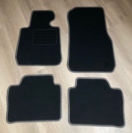 Mattenset BMW 3-serie F30/F31, Auto-onderdelen, Interieur en Bekleding, Info@schoenek.de, Nieuw, Ophalen of Verzenden, Gabor-Schönek-Straße 1 -5, 93149 Nittenau