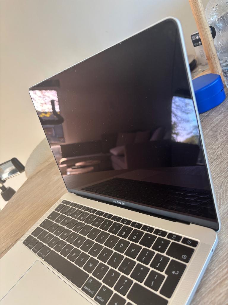 Apple mac book pro 2017 13 inch, Computers en Software, Apple Macbooks, MacBook Pro, Gebruikt, 256 GB, 2 tot 3 Ghz