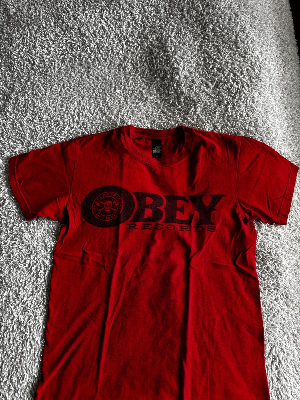 OBEY Records T-shirt rood - Maat S, Ophalen, Gedragen, Maat 46 (S) of kleiner, Rood