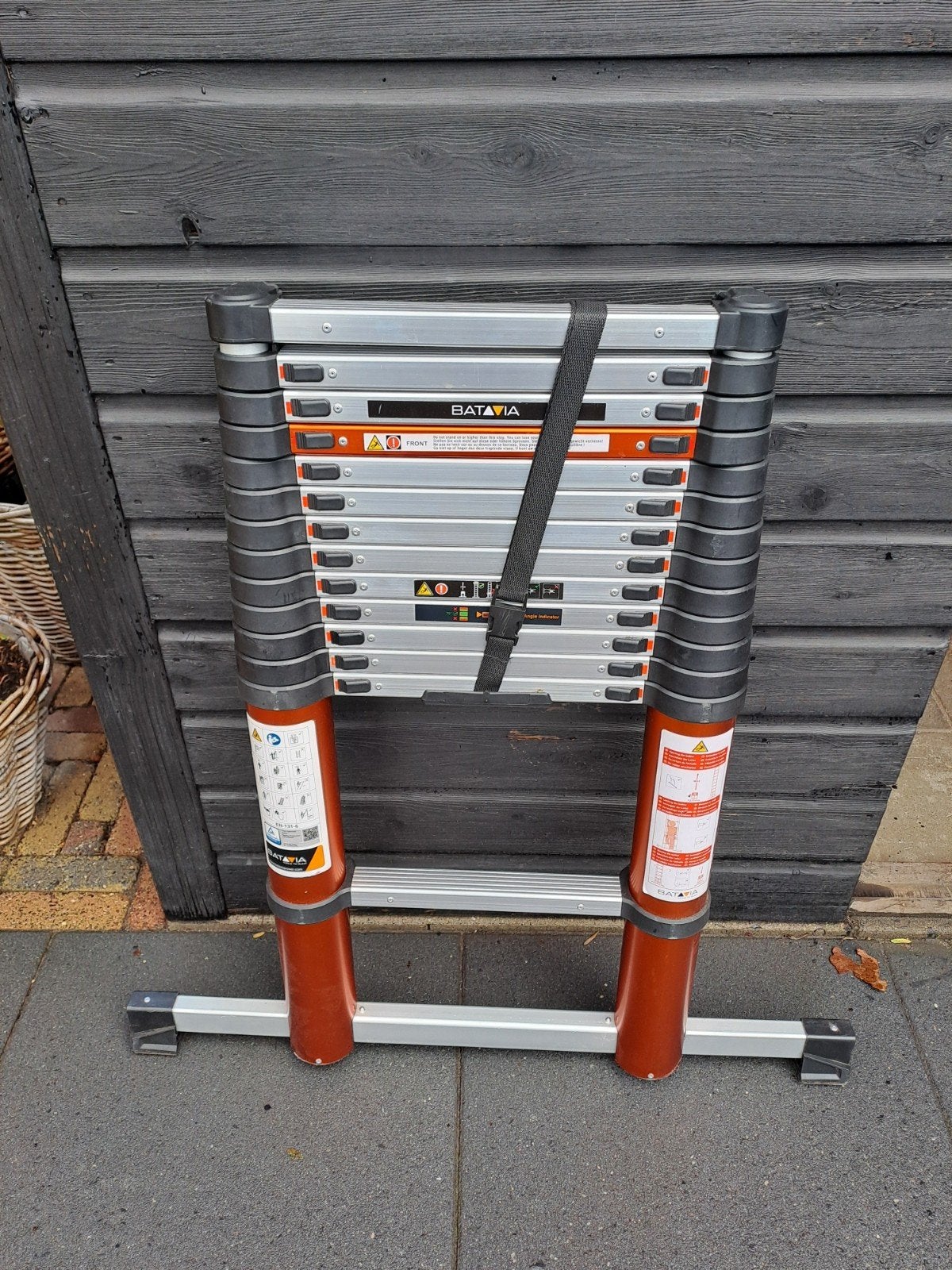 Batavia Telescoopladder 3.80m - Compact en Veilig, Doe-het-zelf en Verbouw, Ophalen, Gebruikt, Ladder, Opvouwbaar of Inschuifbaar