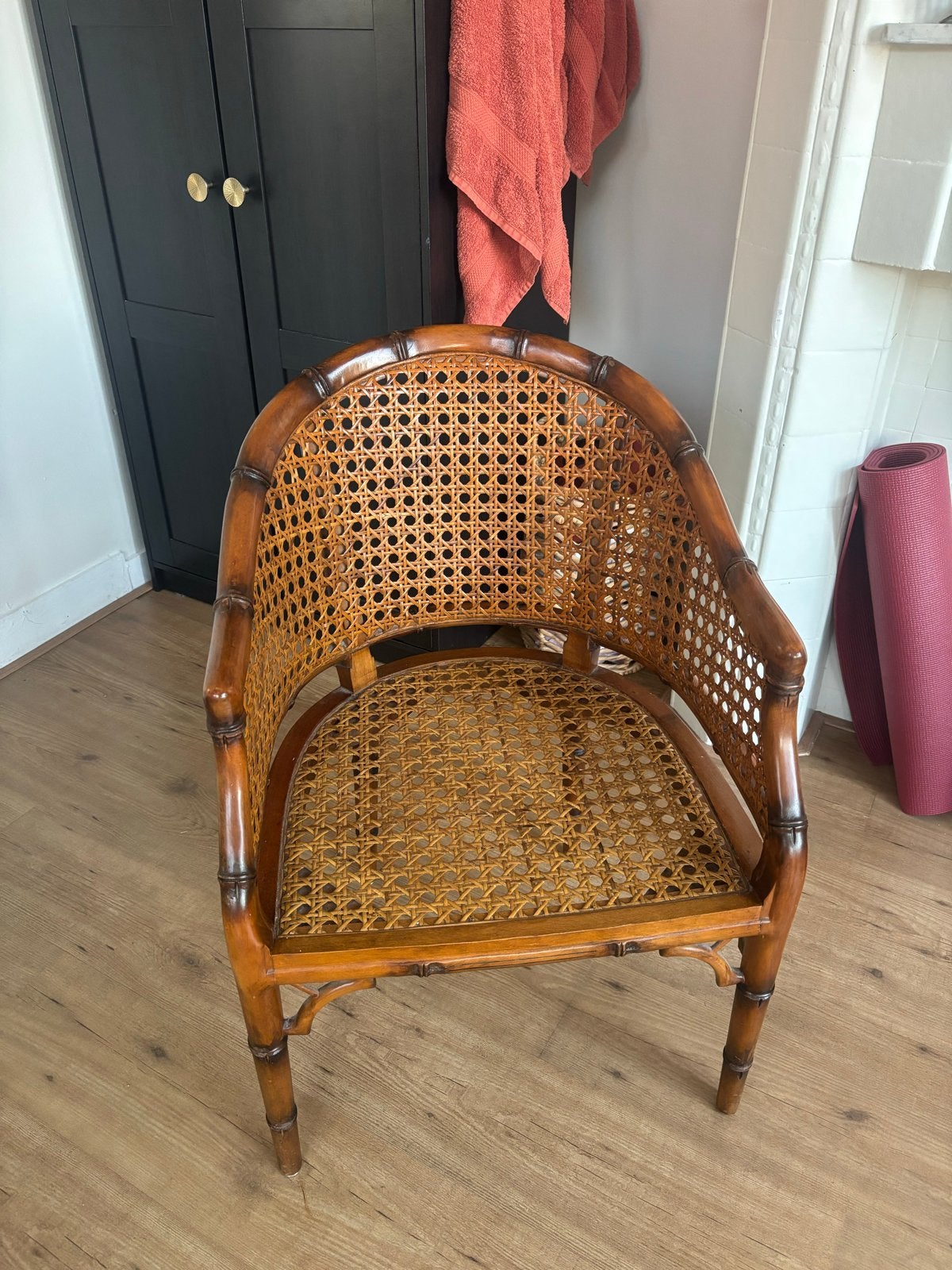 Rotan stoel met bamboe frame, Ophalen