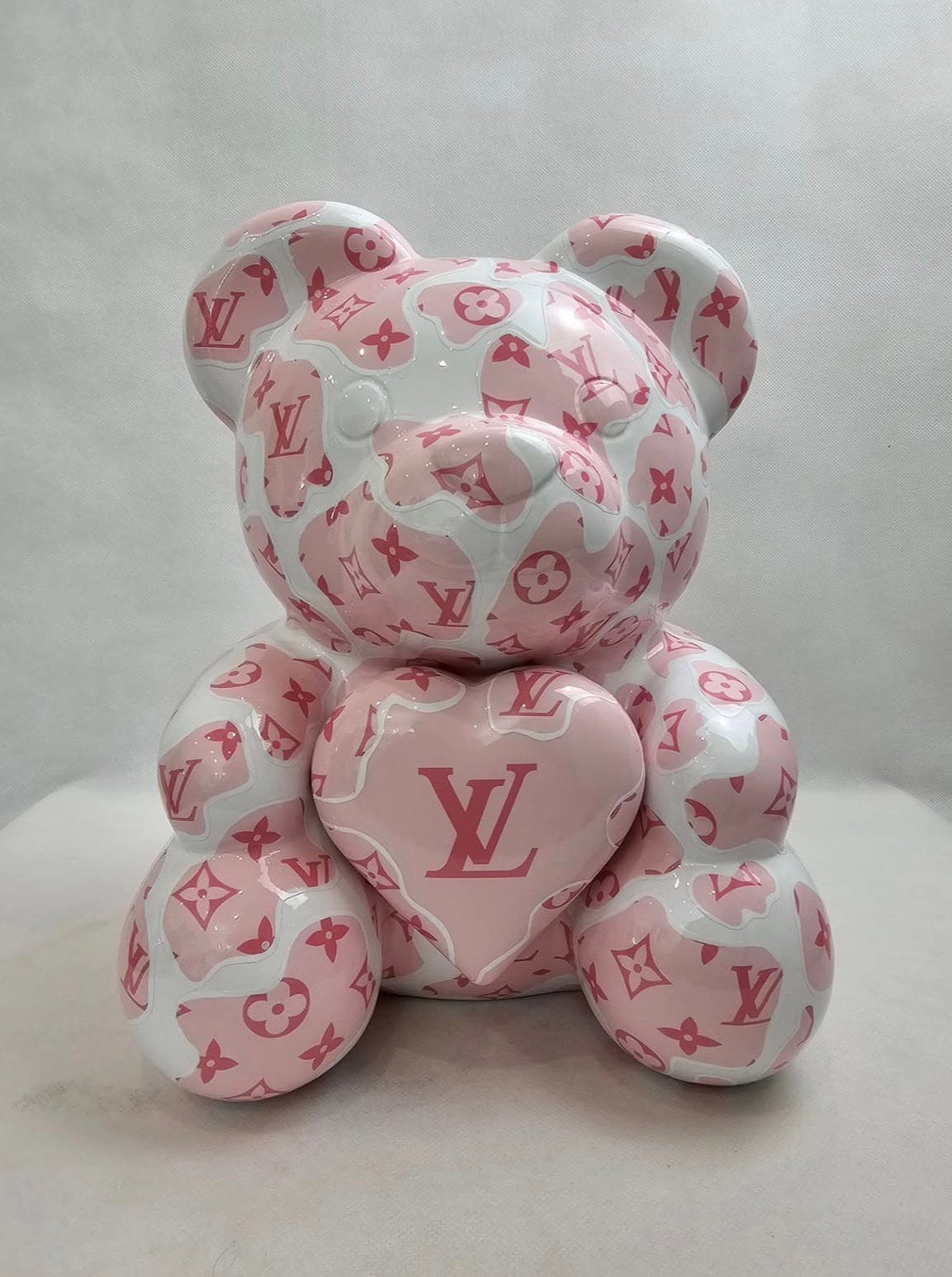 Exclusieve Louis Vuitton Beer – Caelum Gallery, Ophalen of Verzenden