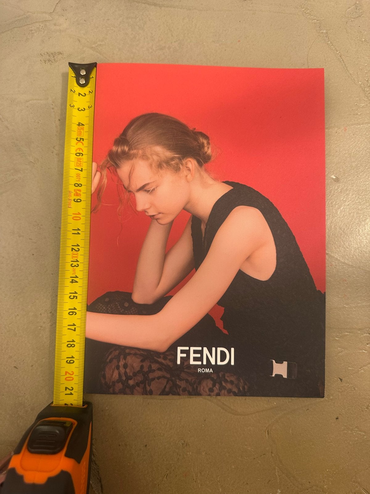 Fendi Decoratie Boek - Stijlvol Woonaccessoire, Ophalen of Verzenden, Zo goed als nieuw, Europa overig