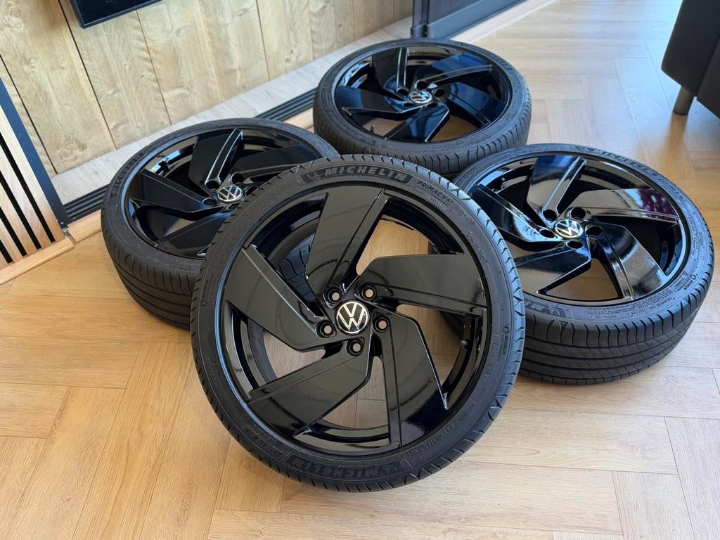 Originele VW Richmond velgen 18” 5x112 Golf 8 GTI GTE R line, Ophalen, 18 inch, Velg(en), Zomerbanden
