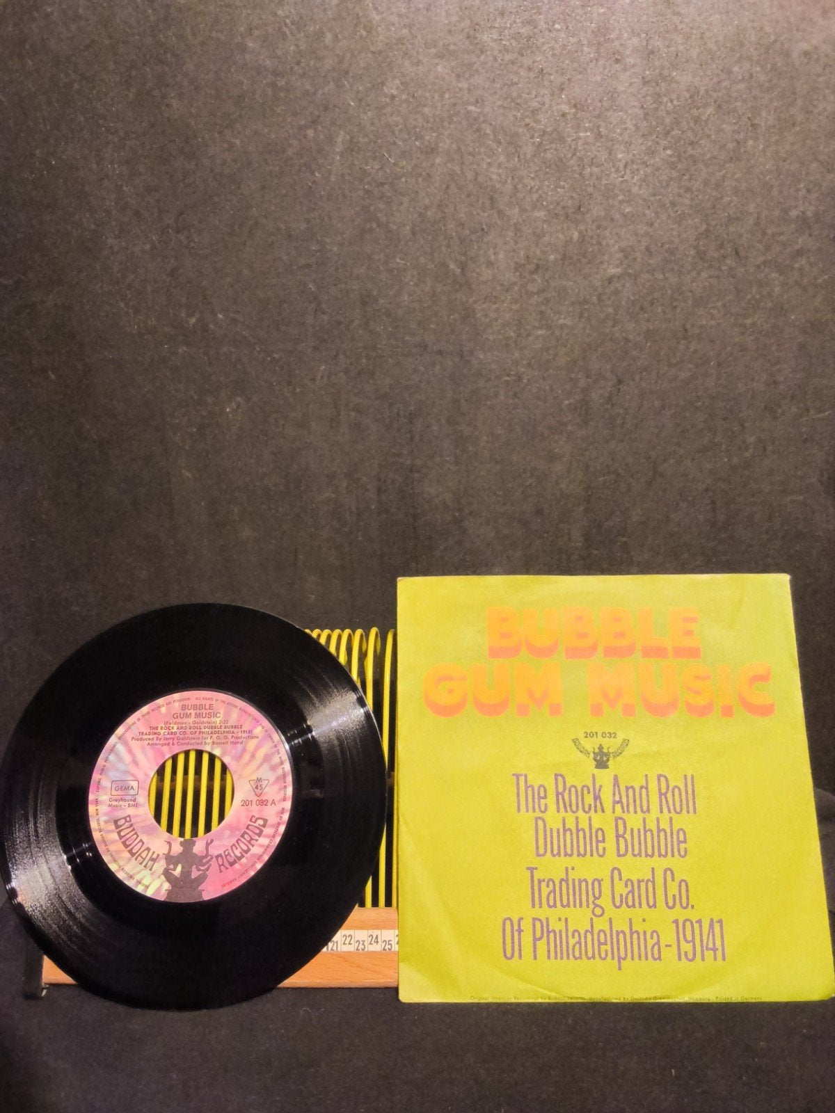 Bubble Gum Music. Vaste prijs 4, Ophalen of Verzenden, Zo goed als nieuw, 7 inch, Poprock
