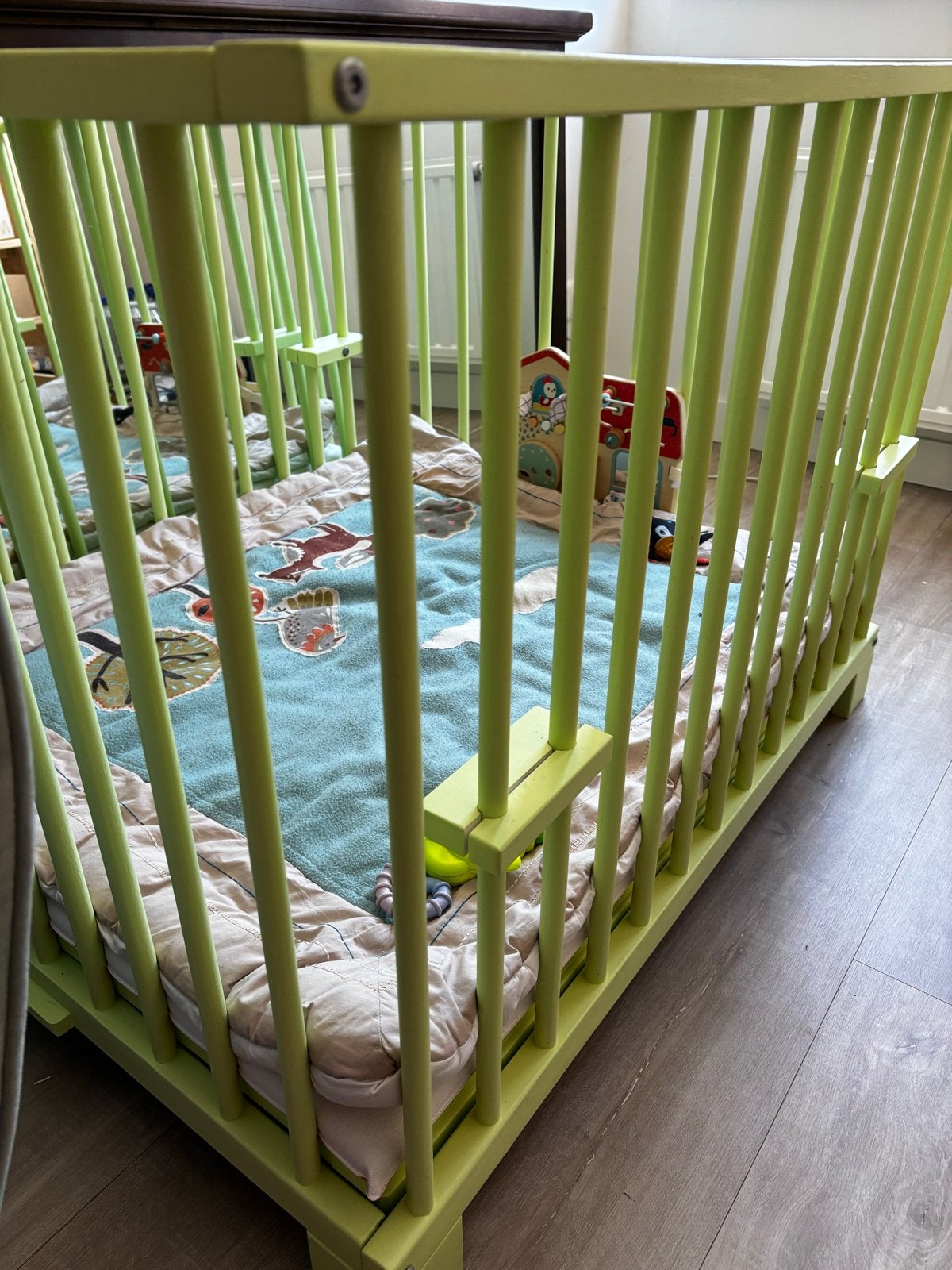 Lime houten box met boxkleed, Kinderen en Baby's, Boxen, Ophalen, Gebruikt, Rechthoekig, Boxkleed