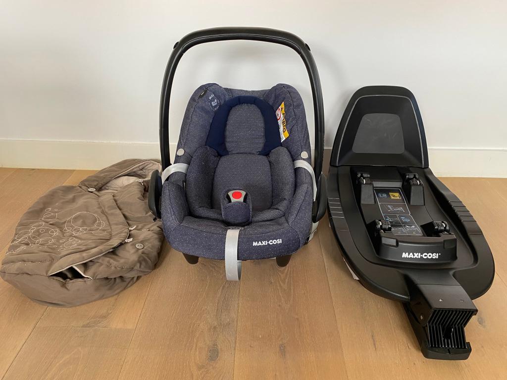Maxi Cosi autostoeltje en Isofix base, Ophalen, Gebruikt, Isofix, 0 t/m 13 kg