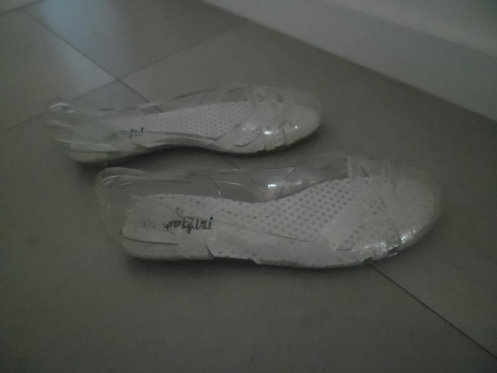 ballerinas, Kleding | Dames, Schoenen, Overige kleuren, Nieuw, Ophalen of Verzenden, Sneakers of Gympen