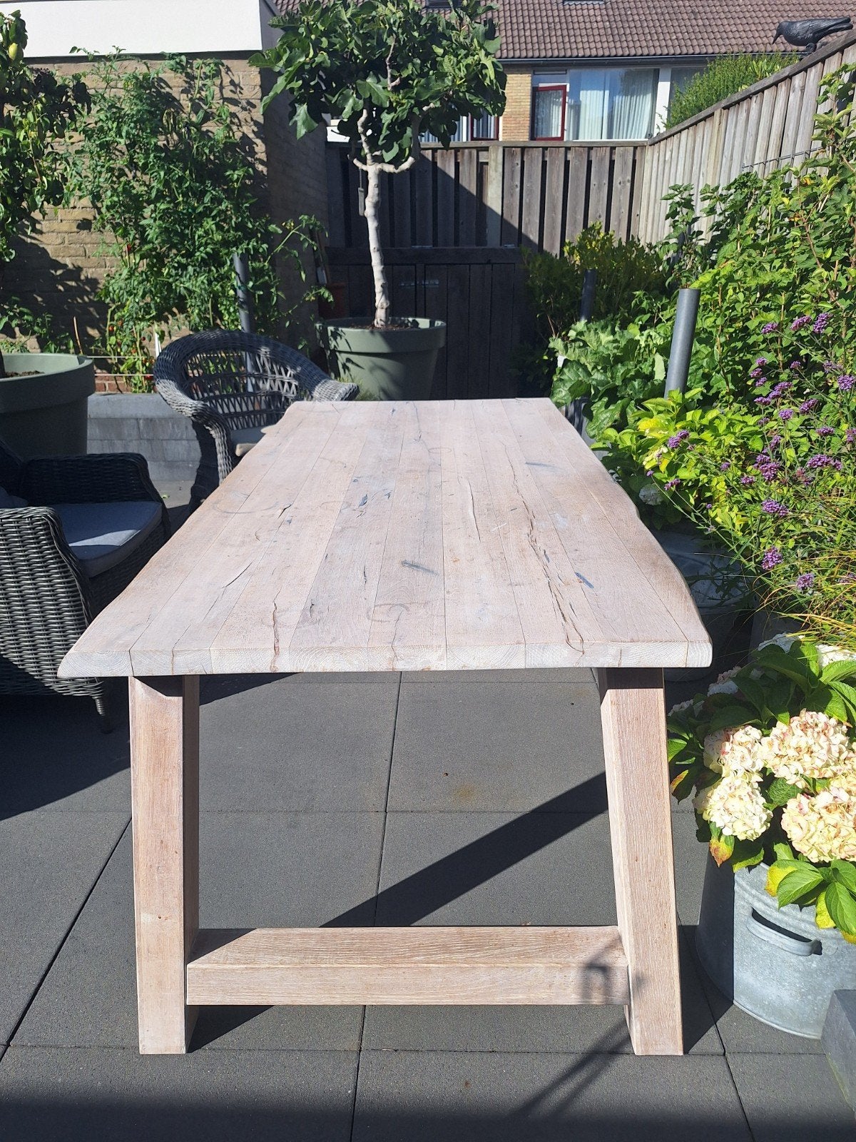 Robuuste houten tuintafel - 180x90 cm, Ophalen, Gebruikt, 50 tot 100 cm, 150 tot 200 cm