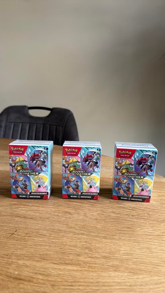 Journey together booster bundle, Ophalen of Verzenden, Zo goed als nieuw