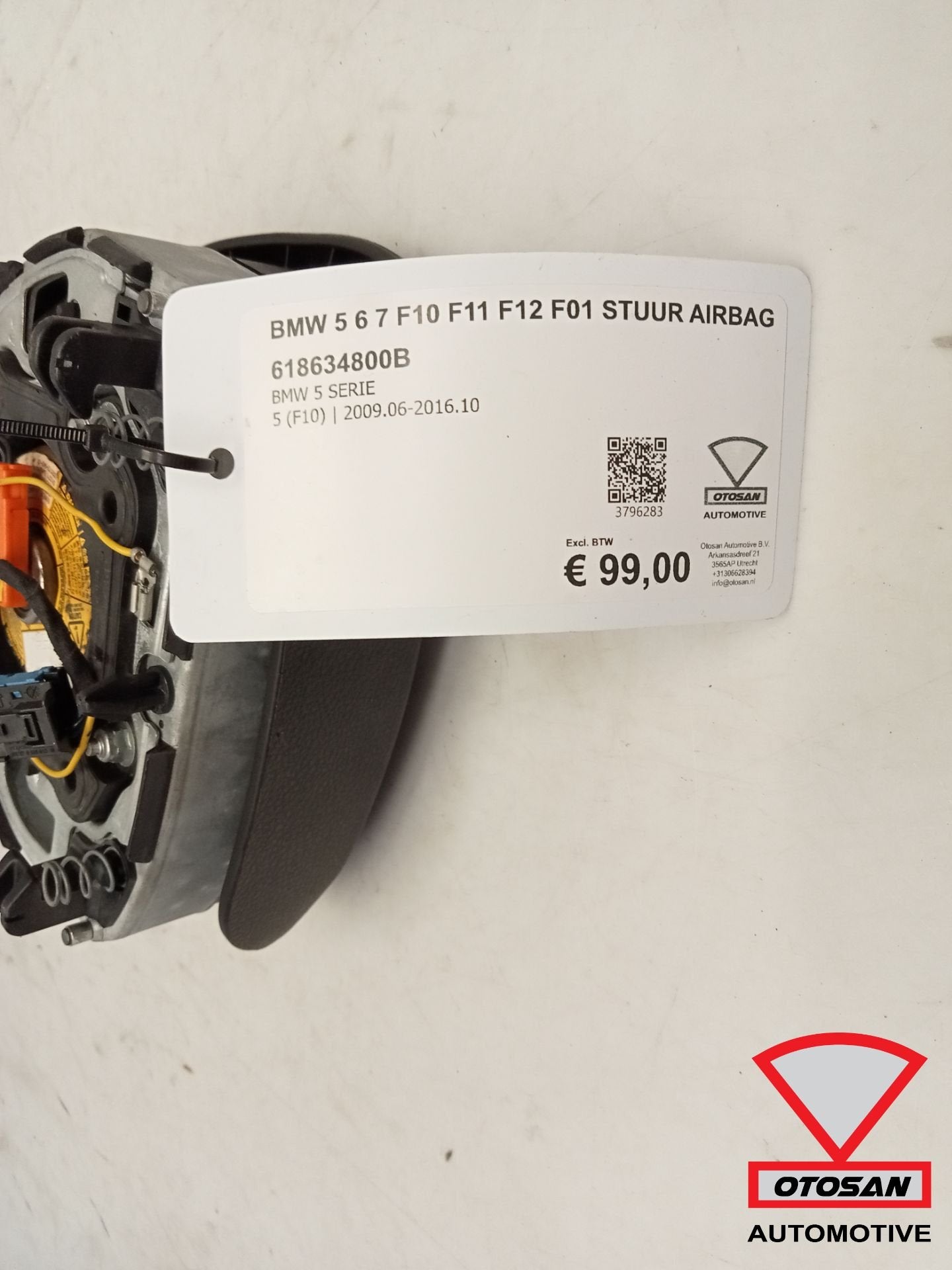 BMW 5 6 7 Serie F10 F11 F12 F01 Stuurairbag Stuur Airbag 618, Auto-onderdelen, Petuelring 130
80788  Munich, DE, Gebruikt, Info@bmw.de