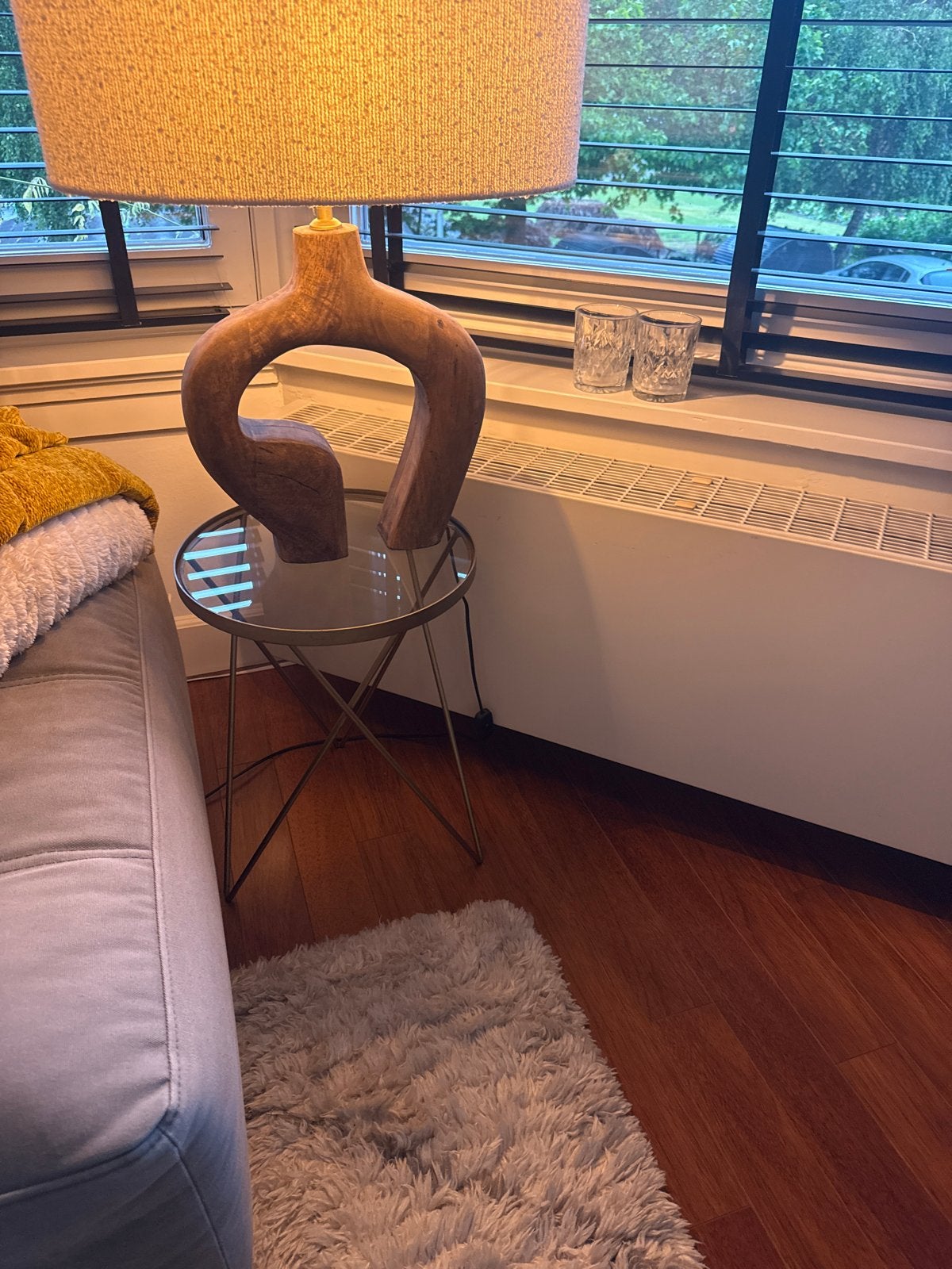 Glazen bijzettafel met gouden rand en pootjes, Huis en Inrichting, Tafels | Bijzettafels, 45 tot 60 cm, Rond, Ophalen of Verzenden
