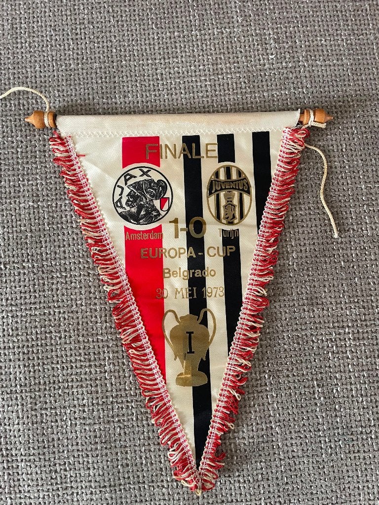 Originele Ajax Vaan – EuropaCup I Finale 1973 – Ajax vs Juve, Verzamelen, Sportartikelen en Voetbal, Ophalen of Verzenden, Gebruikt