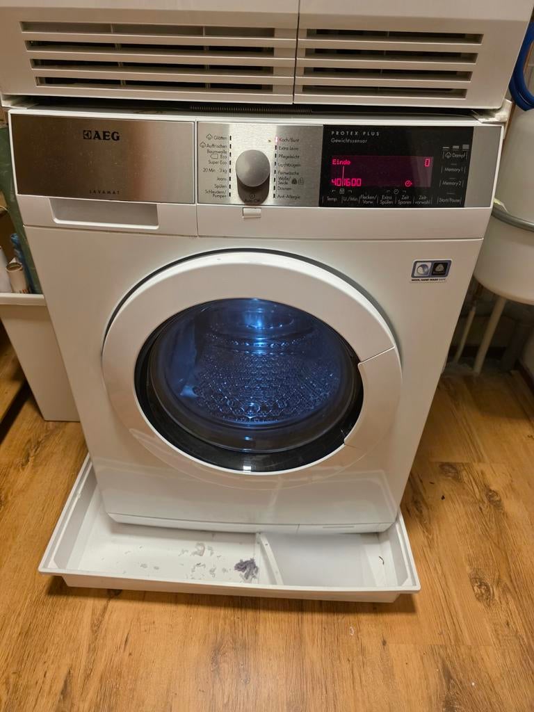 Aeg wasmachine, 6 tot 8 kg, Ophalen, 1200 tot 1600 toeren, 85 tot 90 cm