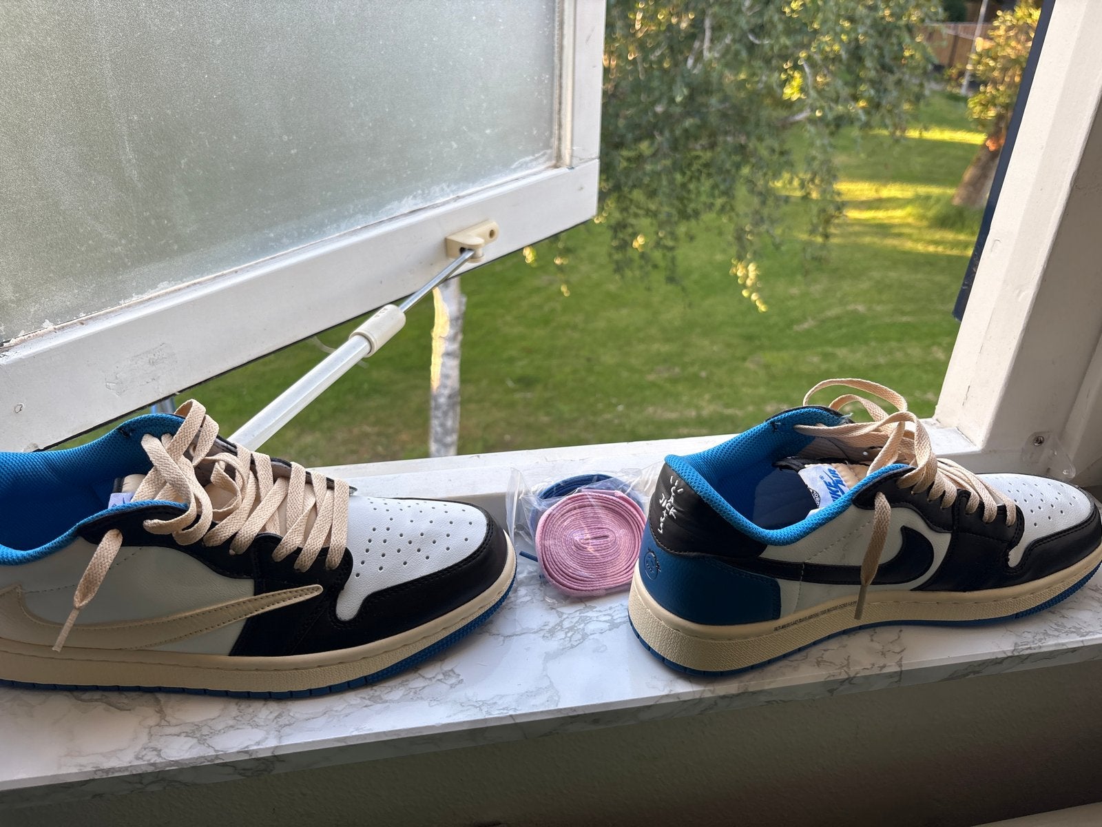 Nike Jordan 1 Low Travis Scott Reverse Mocha, Ophalen of Verzenden, Nieuw, Overige kleuren, Sneakers of Gympen
