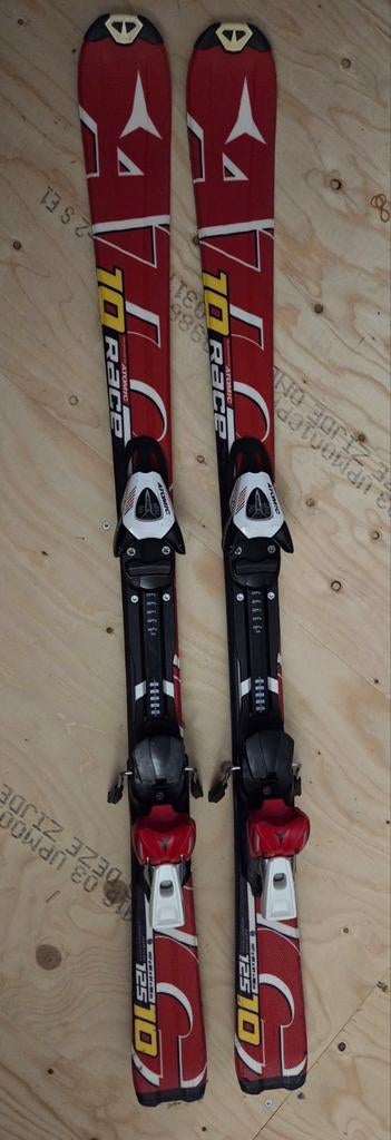 Atomic Ski's - Race 125 cm, Sport en Fitness, Gebruikt, 100 tot 140 cm, Ophalen of Verzenden, Carve