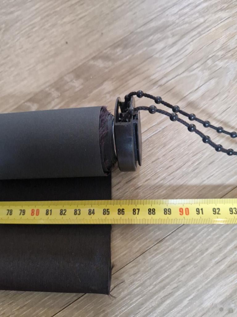 Donkerblauw verduisterend rolgordijn - 87cm breed, Huis en Inrichting, Stoffering | Gordijnen en Lamellen, Zo goed als nieuw, 50 tot 100 cm