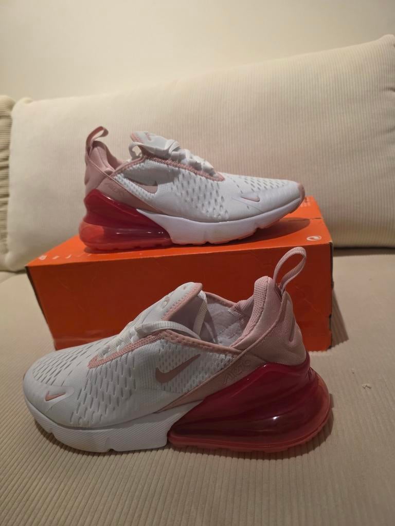 Nike Air Max 270 - Maat 37.5 - Nieuw!, Kleding | Dames, Schoenen, Nike, Ophalen, Nieuw, Sneakers of Gympen