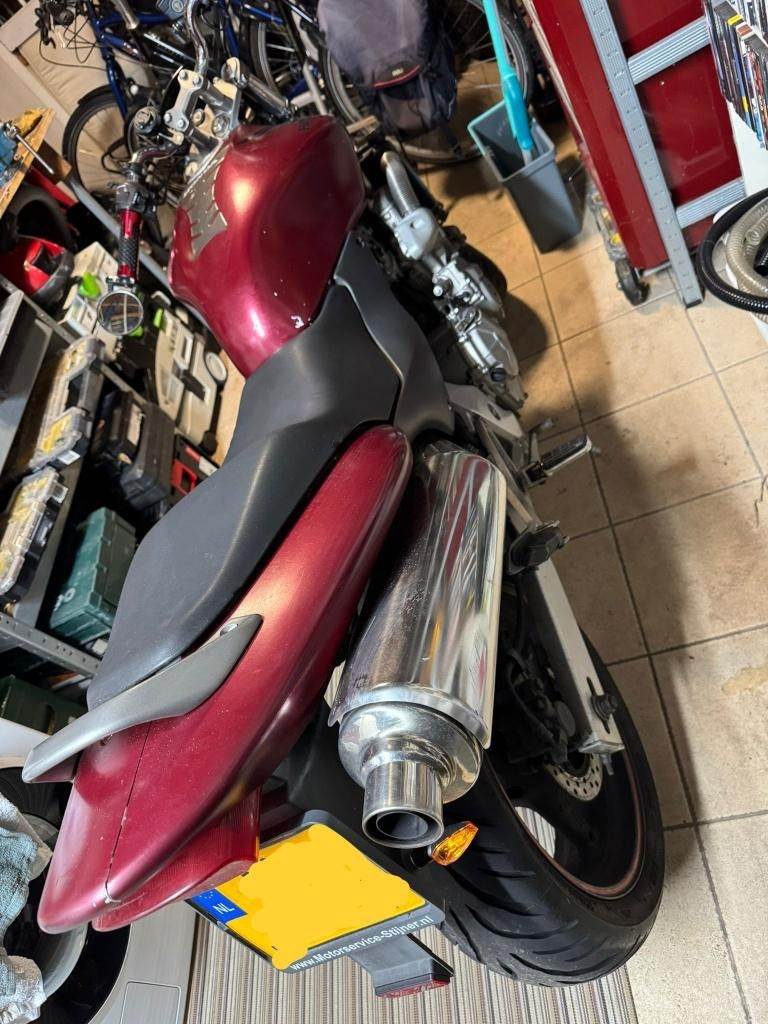 Foto 9 van Honda Hornet CB600F