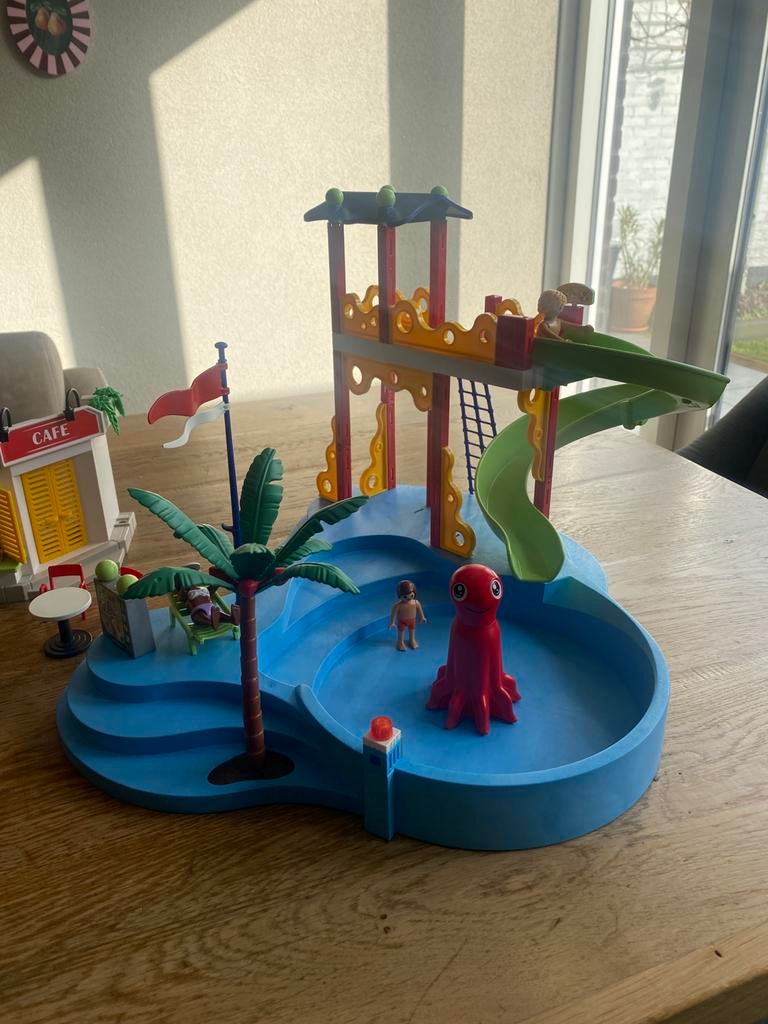 Playmobil waterpark met glijbaan en cafe 70115, Ophalen, Zo goed als nieuw