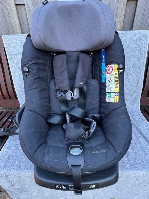 MAXI COSY IsoFix  draaibaar autostoeltje, Ophalen, Autogordel of Isofix, Gebruikt, 9 t/m 18 kg