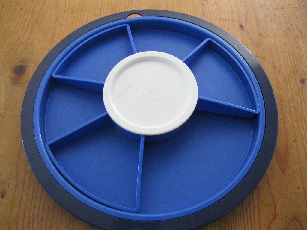 1 blauw met wit Tupperware presenteerschaal / serveerschaal, Huis en Inrichting, Keuken | Tupperware, Ophalen of Verzenden, Gebruikt