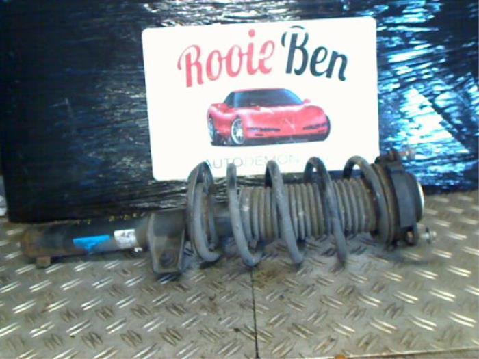 Schokdemperpoot links-voor van een Audi A3, Gebruikt, -, -, -