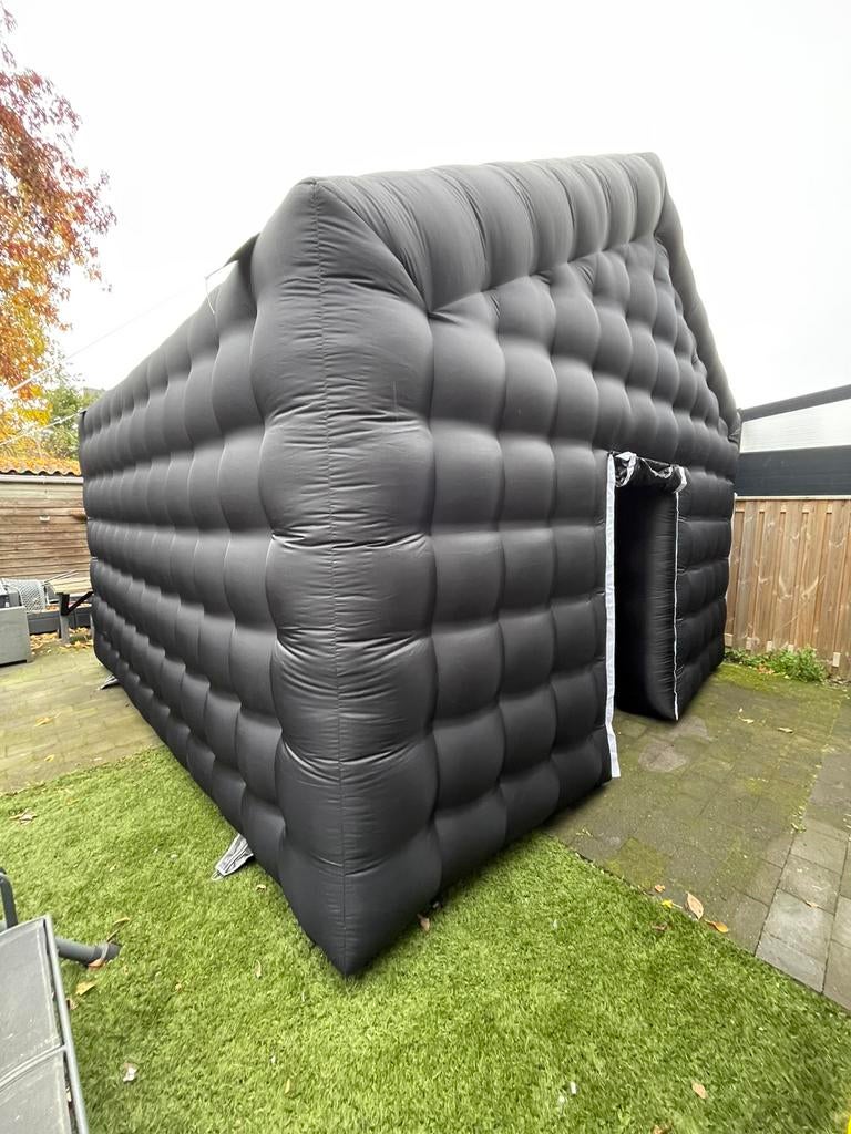 Opblaasbare Nachtclub partytent huren lelystad, Ophalen, Partytent, Minder dan 4 meter, Minder dan 5 meter