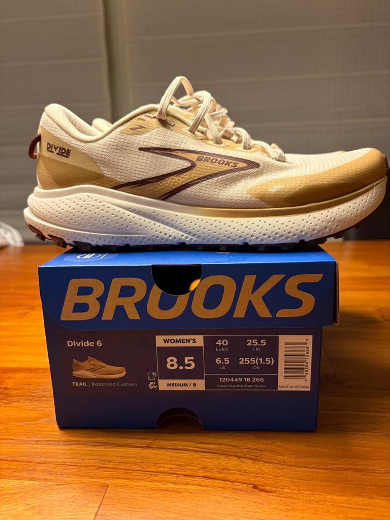 Hardloop Trailschoenen Brooks Divide 6 dames, Overige merken, Hardloopschoenen, Ophalen of Verzenden, Zo goed als nieuw
